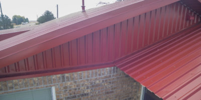 Close Up M-Loc Red Roof On House